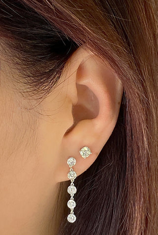 Diamond Stud Earrings 5/8 Carat.